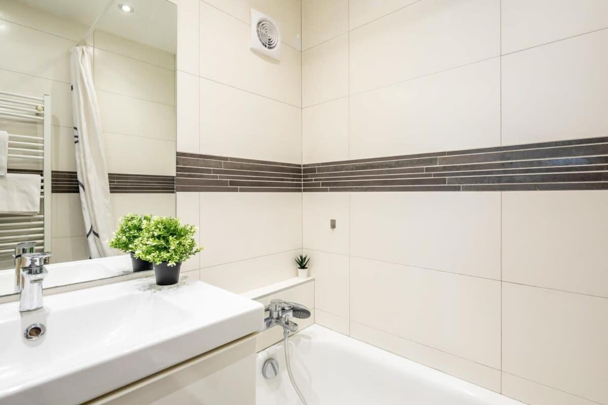 Cozy Quiet Apartment With A Balcony Budapeszt Zewnętrze zdjęcie
