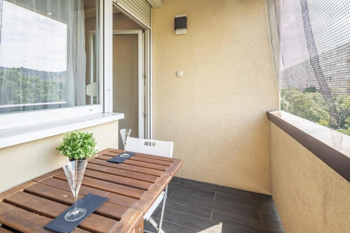 Cozy Quiet Apartment With A Balcony Budapeszt Zewnętrze zdjęcie