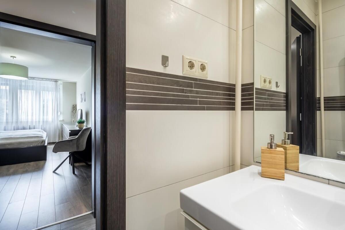 Cozy Quiet Apartment With A Balcony Budapeszt Zewnętrze zdjęcie
